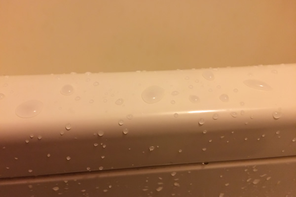 Water droplets on bathtub
